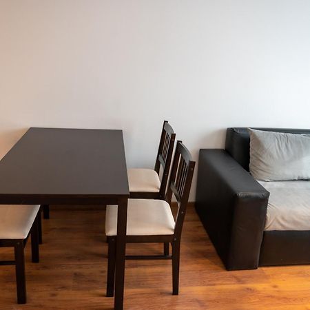 Sunny 1Bdr Apartment Near Center Σόφια Εξωτερικό φωτογραφία